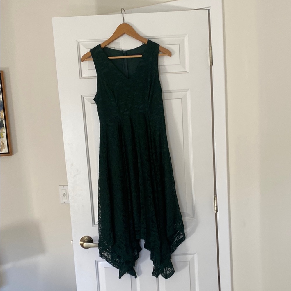 Elegant Formal Emerald Green Lace Dress